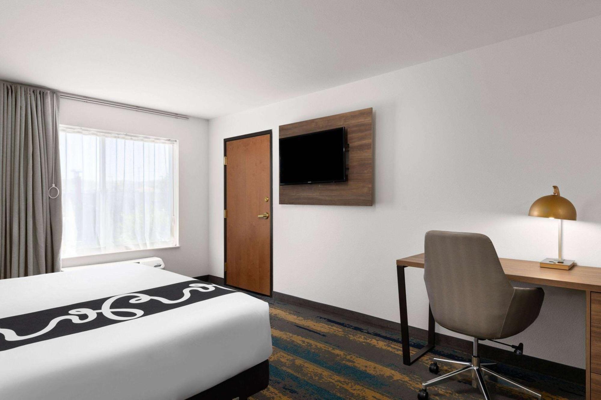 La Quinta By Wyndham Kennewick Hotel Екстериор снимка