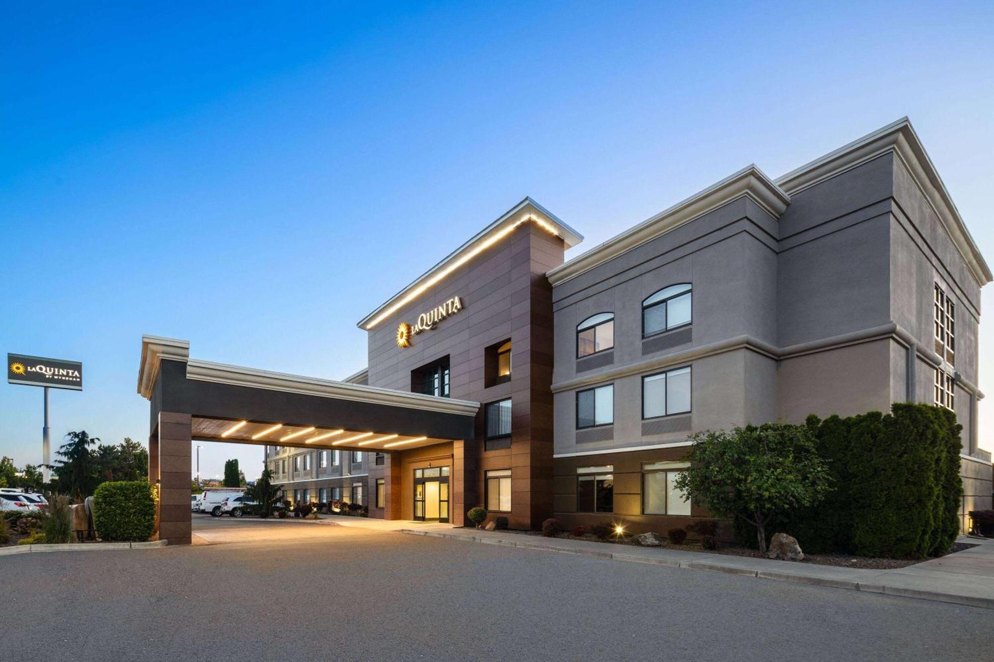 La Quinta By Wyndham Kennewick Hotel Екстериор снимка