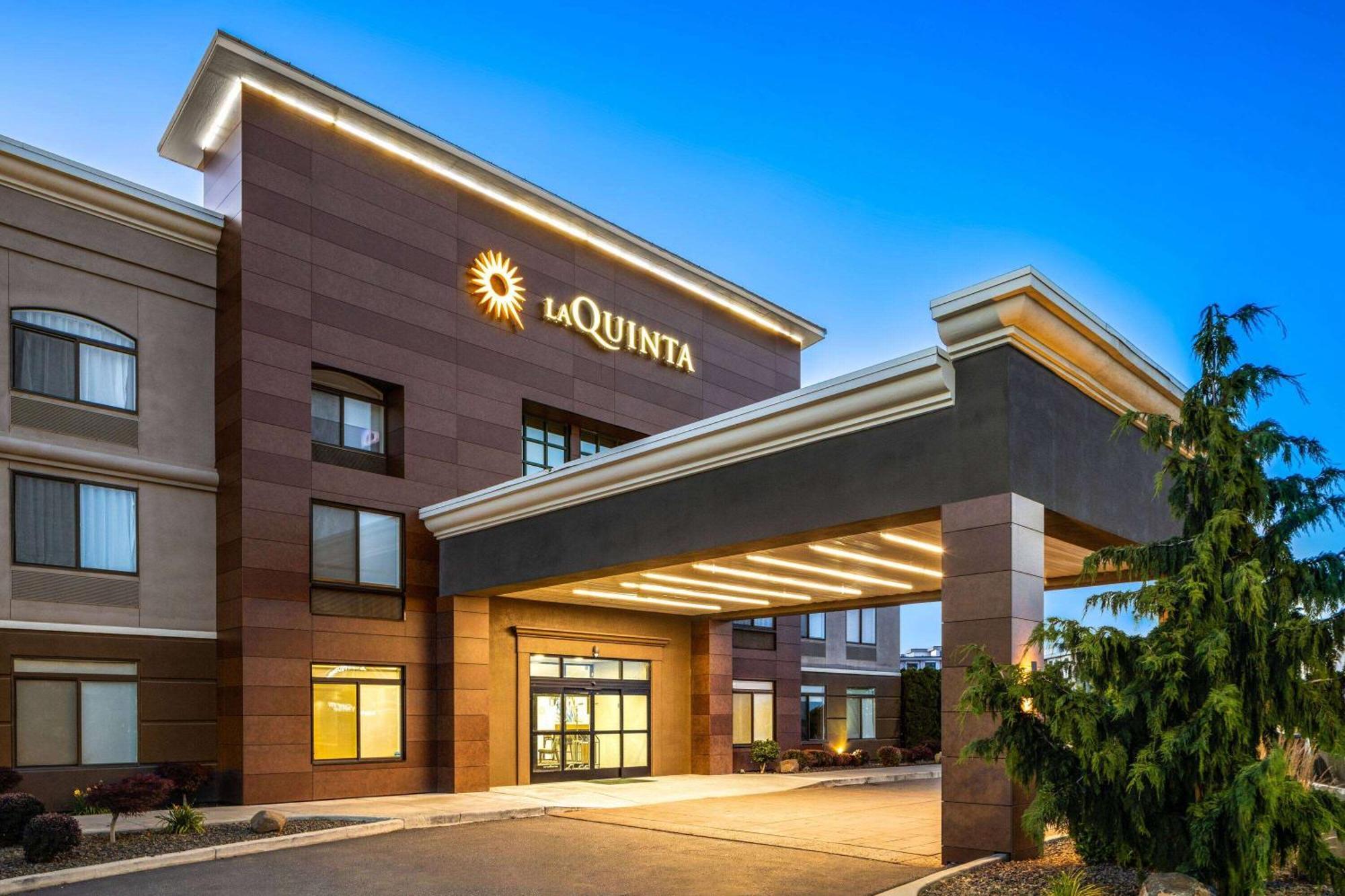 La Quinta By Wyndham Kennewick Hotel Екстериор снимка